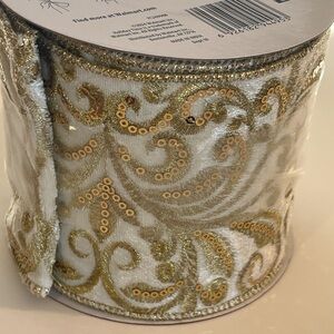 Mark Roberts /Katherine’s Collection / Mackenzie Childs ???Christmas Gold R…